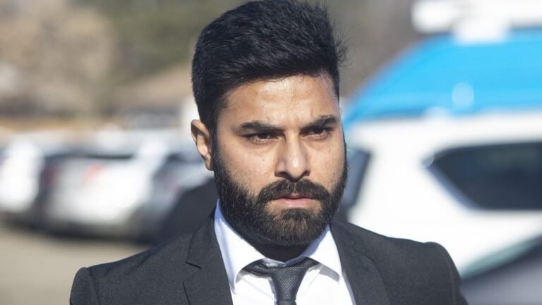 Federal court judge grants last-minute delay for driver in Humboldt Broncos bus crash