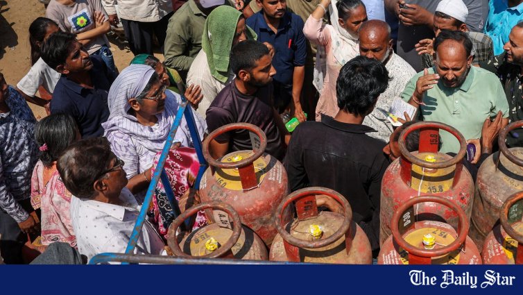 India raises cooking gas, jet fuel prices