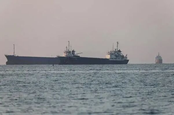 India reports vessels stranded in Hormuz